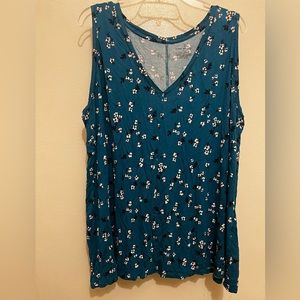Pre-loved Lane Bryant floral top 22/24